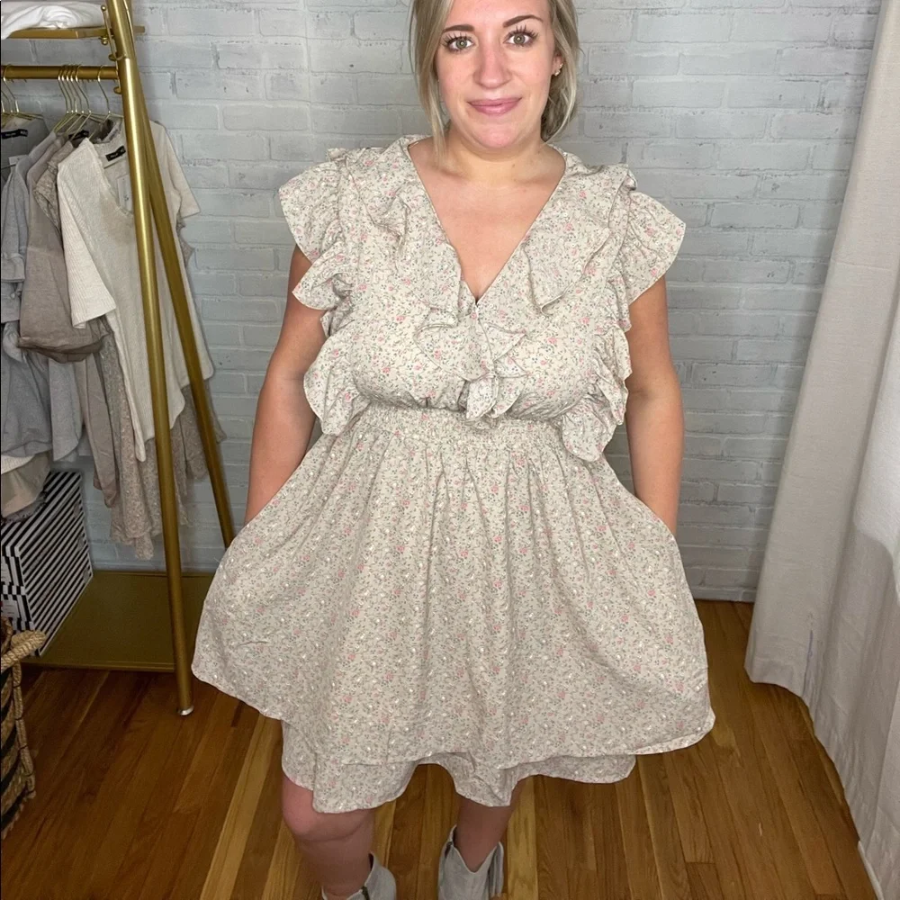 Floral Ruffle Dress - Picture 2 of 3